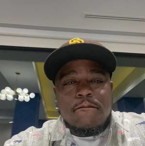 Meet your Posher, Omar